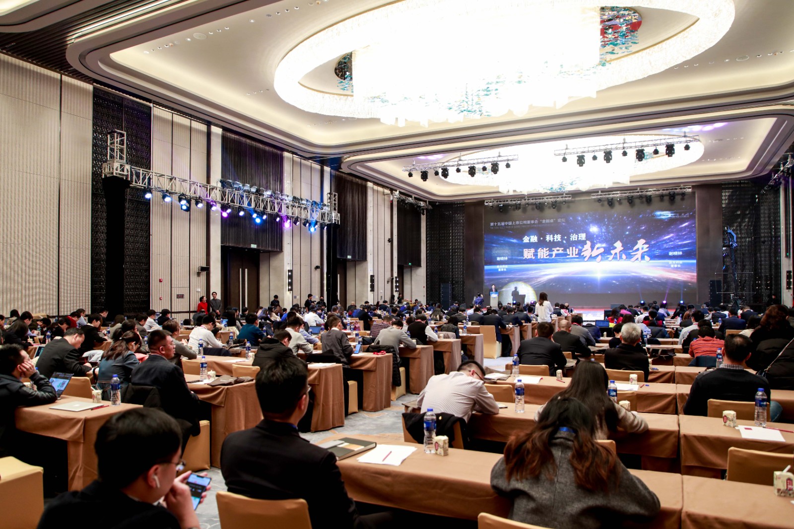 1617281913760351P8e4.jpg 1.jpg