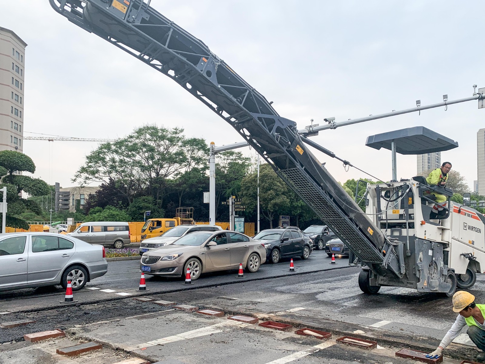 1587885145967612BC9D.jpg 1587885145967612BC9D.jpg