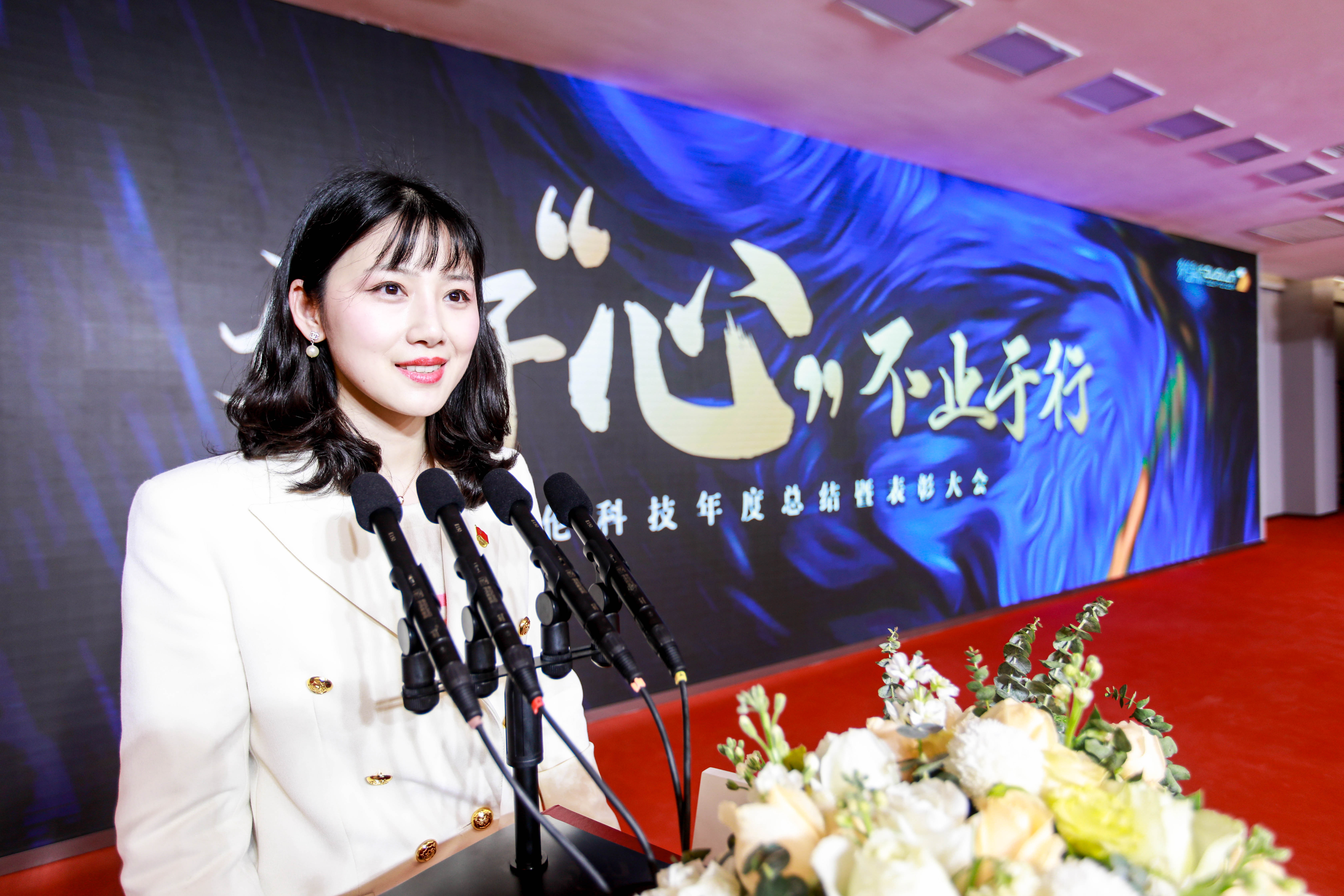 1610961843611911C3F8.jpg 1610961843611911C3F8.jpg