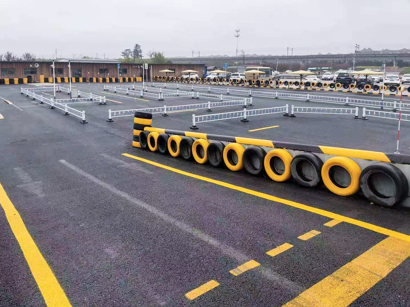 1617800989961627BrHp.jpg 1617800989961627BrHp.jpg