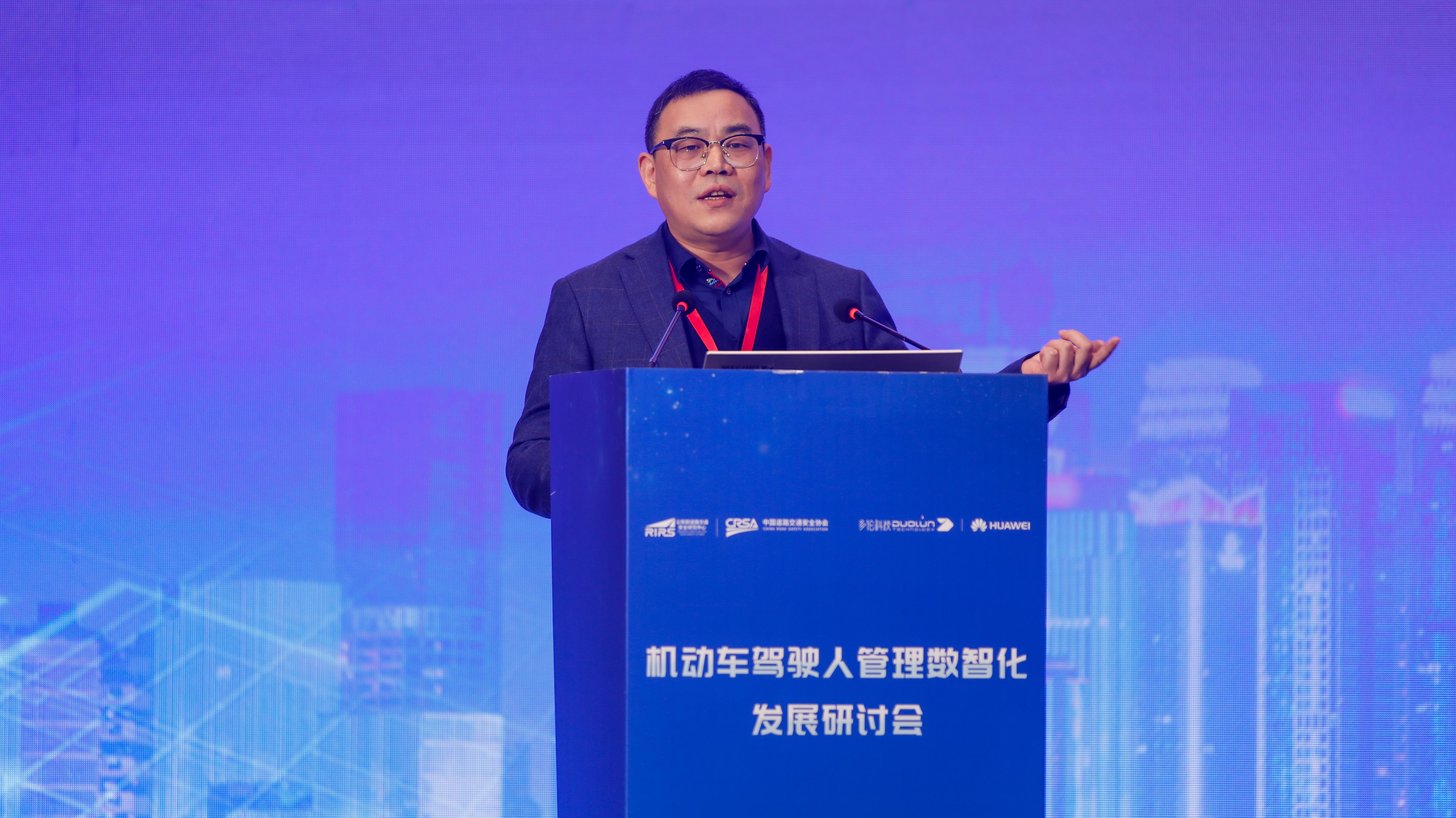 1733712095914111uneq.jpg 1733712095914111uneq.jpg