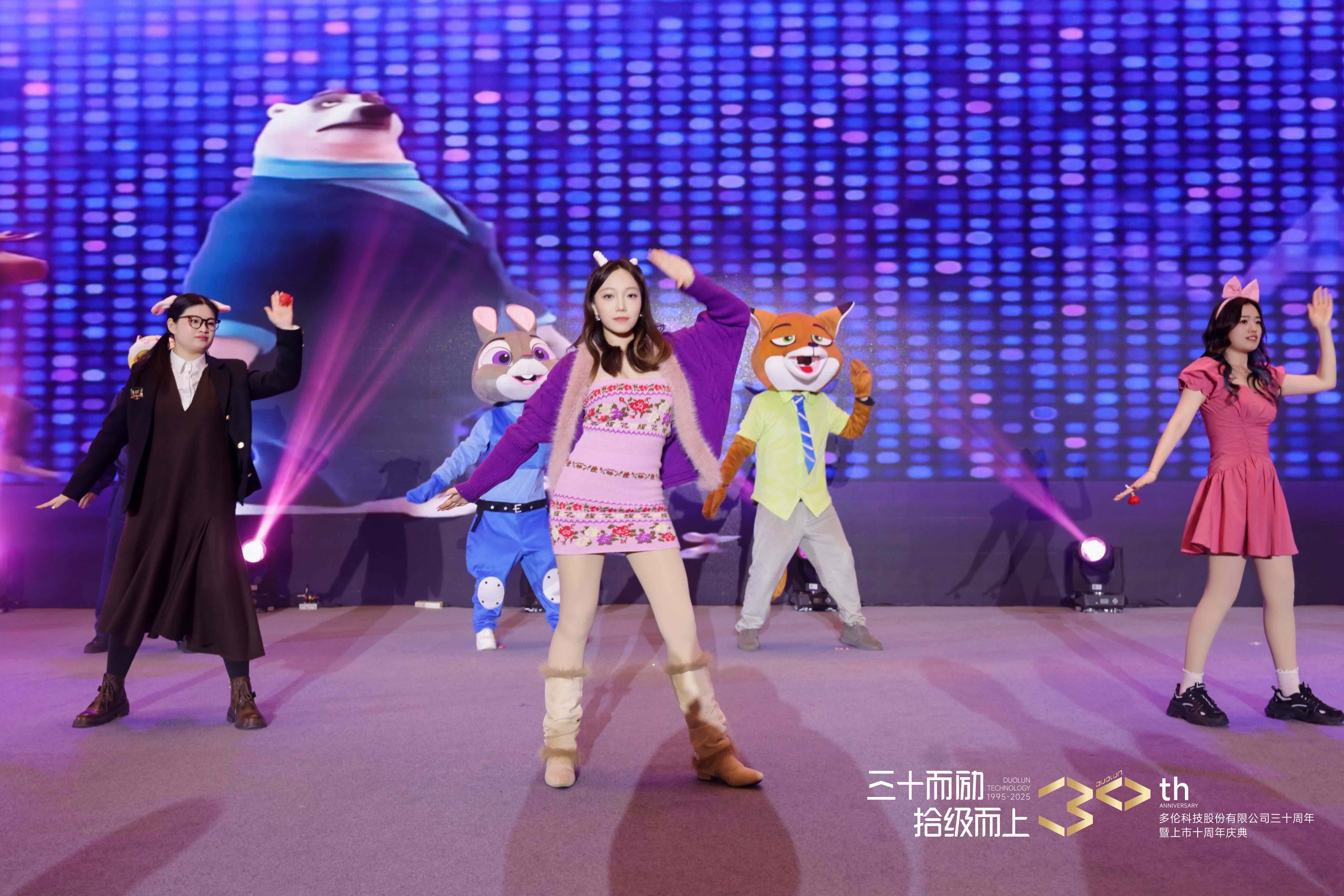 177017540843743679GK.jpg 177017540843743679GK.jpg